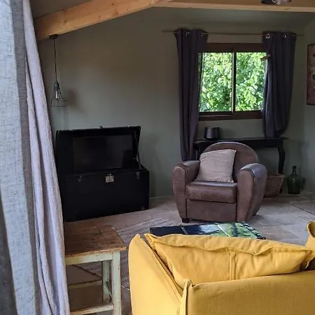 Apartment La Gourmandine - Gites Courry