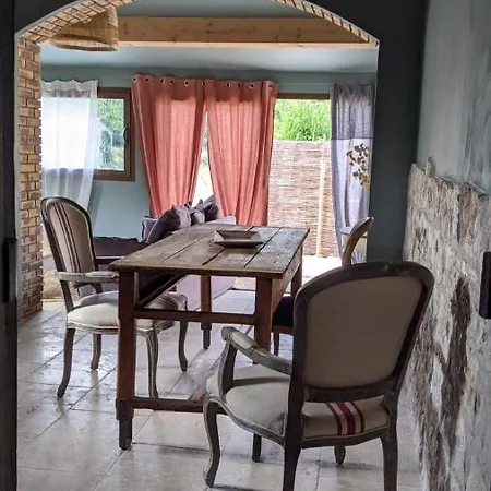 La Gourmandine - Gites Apartment Courry