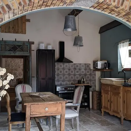 Apartment La Gourmandine - Gites Courry